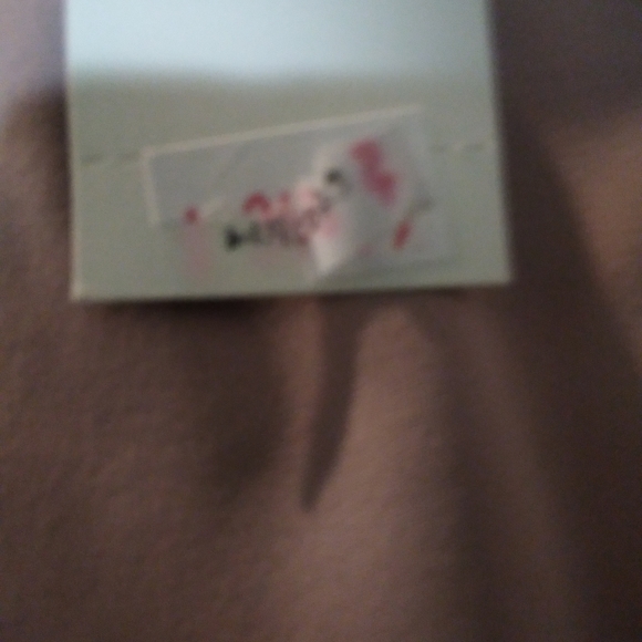 Express Light Rose color fitted tee. - Picture 3 of 3